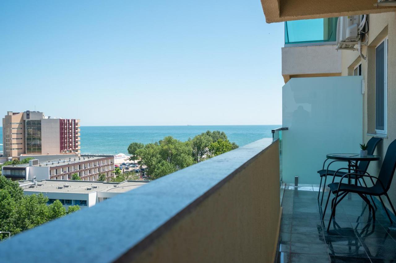 Moonlight Mamaia Apartments Exterior photo