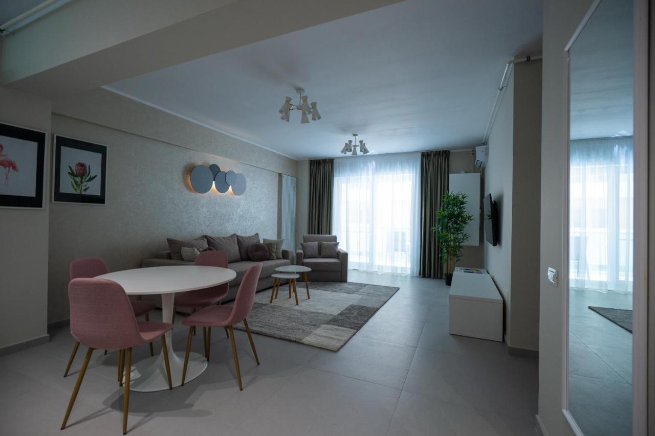 Moonlight Mamaia Apartments Exterior photo